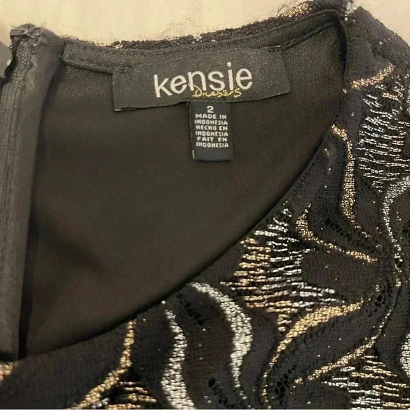 NWT-Kensie Dresses  Color: Black/Gold size: 2 - Picture 5 of 8
